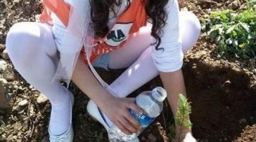 Salihli&rsquo;de 500 Fidan Toprakla Buluştu