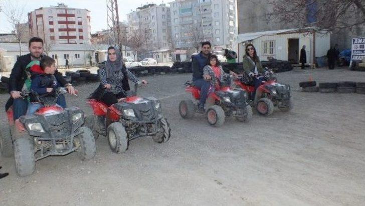 Van’da Bulunan Tek Atv Karting Herkesin Eğlencesi Oldu G5