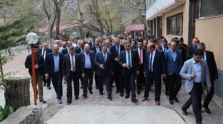 Orman Ve Su İşleri Bakanı Eroğlu Niğde&rsquo;de