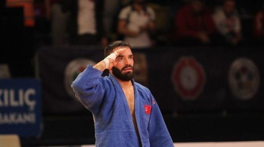 Judoda D&ouml;rd&uuml;nc&uuml; Madalya