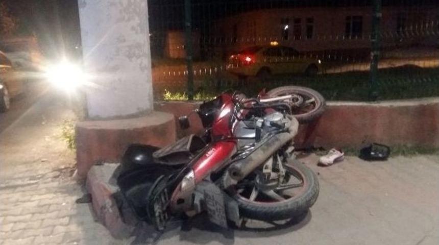 Bartın&rsquo;da Trafik Kazası: 2 Yaralı