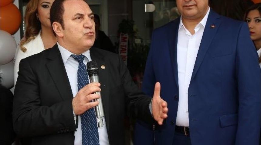 Emlak&ccedil;ılardan Yerli Emlak&ccedil;ı Vurgusu