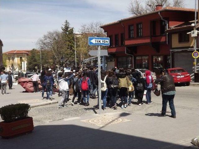 Tarihi Odunpazarı’nda Görülmemiş Kalabalık