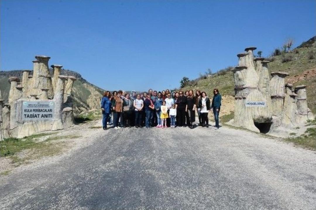 Uncubozk&ouml;y Kursiyerleri Peri Bacalarına Hayran Kaldı