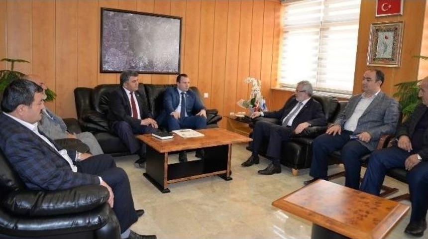 Rekt&ouml;r Ulcay, Dağ İl&ccedil;elerinin Y&ouml;neticilerini Ağırladı