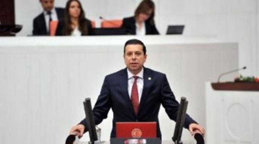 Vekil Kaya: "&ccedil;eşme Ve Dikili&rsquo;ye M&uuml;lteci Kampı Kurulmayacak"