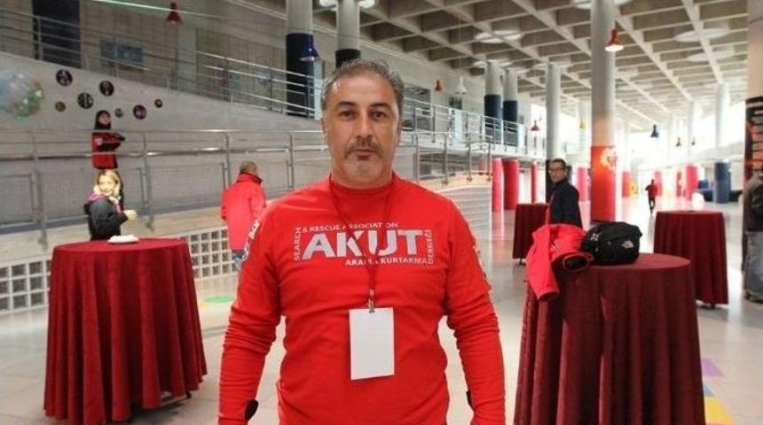 Akut Manisa Lideri &Ccedil;alışmalarını Anlattı