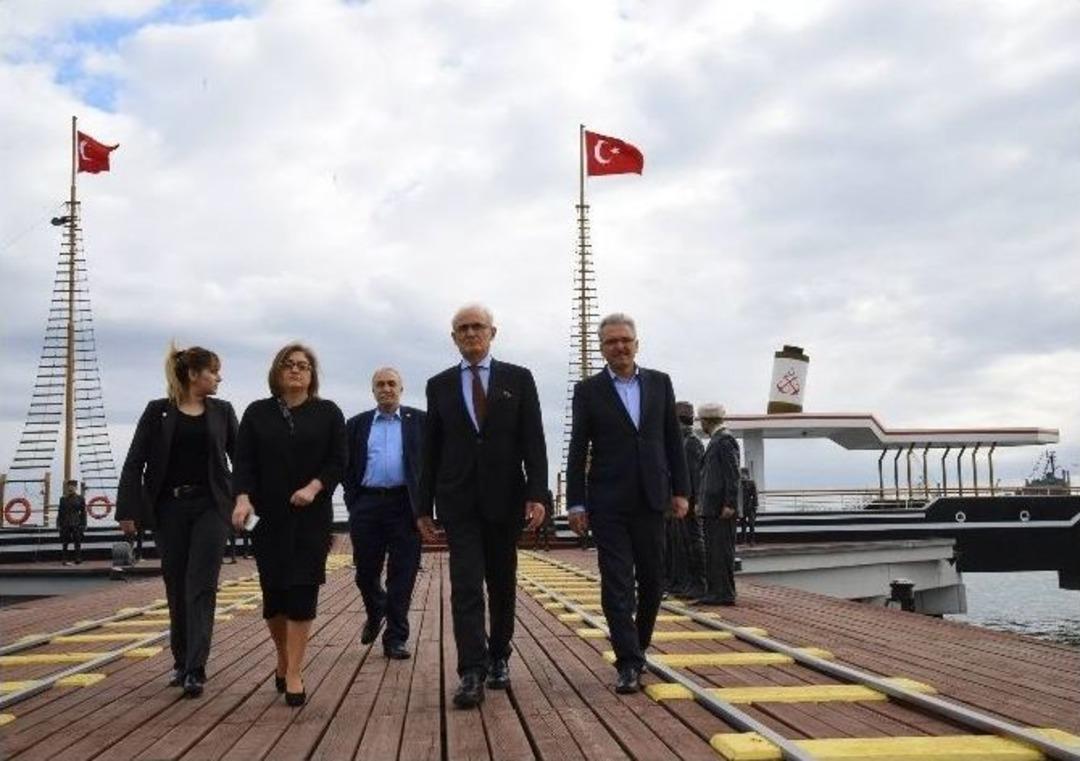 T&uuml;t&uuml;n İskelesi Ve Panorama 1919 Hayran Bıraktı