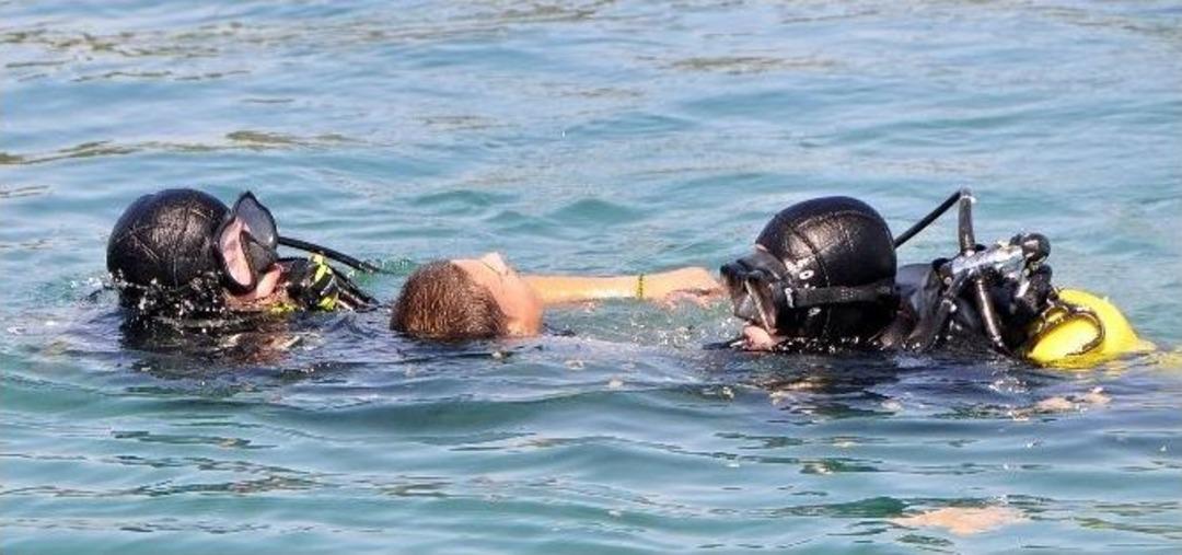 Arkadaşları Korkaklıkla Su&ccedil;layınca Nehre Atladı, Boğuldu