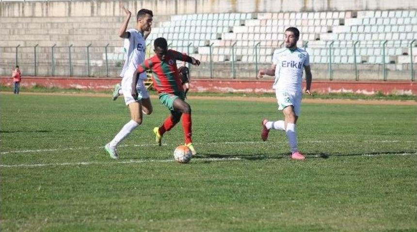 Yalovaspor Hassan Yaya İle G&uuml;ld&uuml;