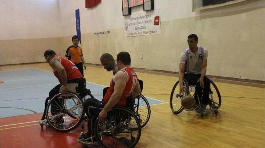 Tekerlekli Sandalye Basketbol S&uuml;per Ligi