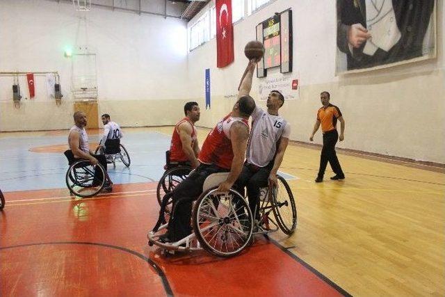 Tekerlekli Sandalye Basketbol Süper Ligi