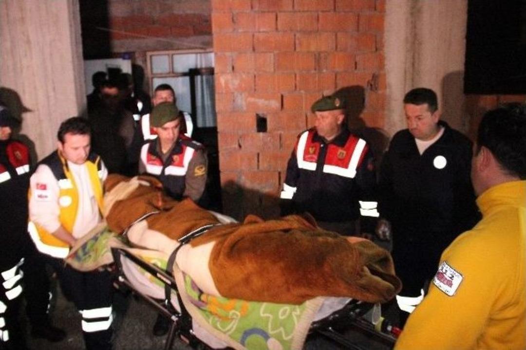 24 Yaşındaki Gen&ccedil; Babasına Kurşun Yağdırdı