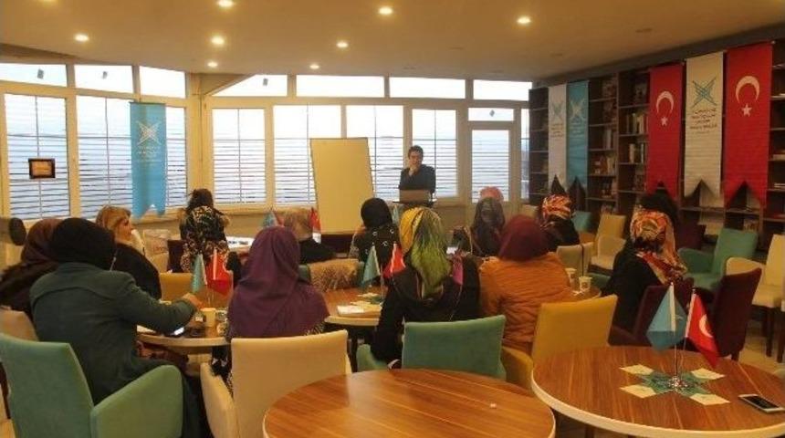 T&uuml;gva&rsquo;dan Bayanlara İngilizce Kursu