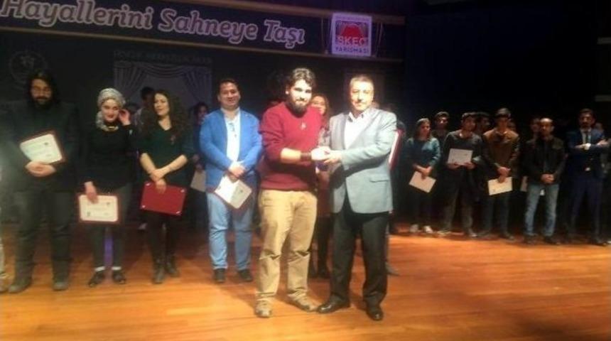 Hayallerini Sahneye Taşıdılar