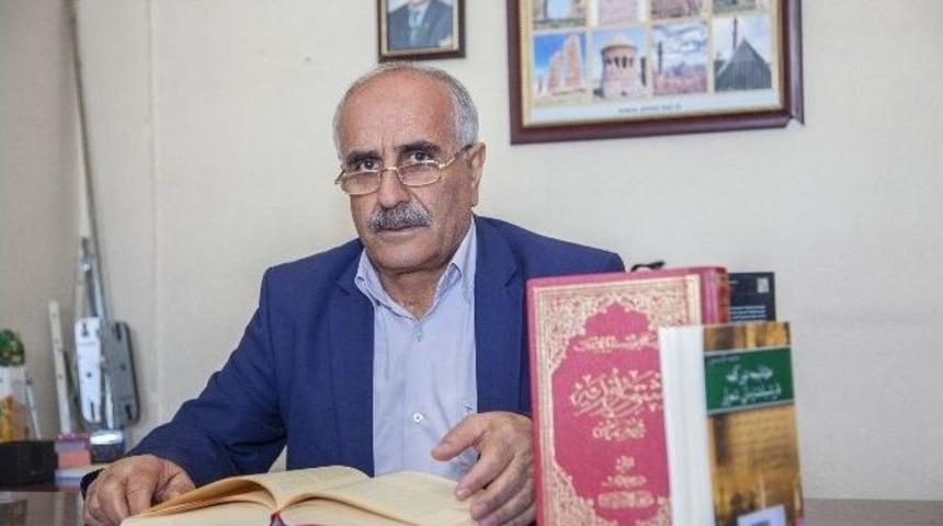 (&ouml;zel Haber) Kendi &Ccedil;abasıyla Osmanlıca &Ouml;ğrendi