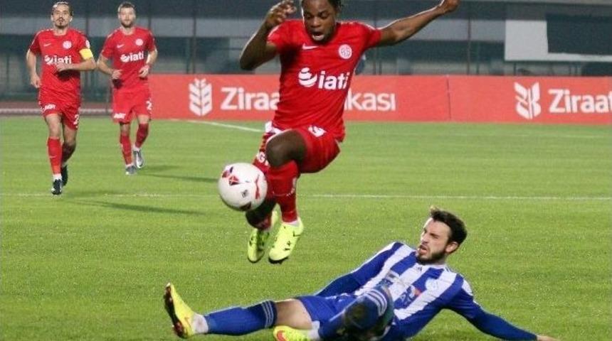 Antalyaspor’da M’billa Gole Hasret