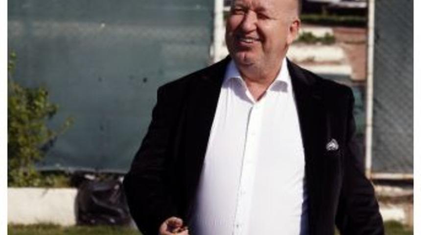 G&uuml;ltekin Gencer&rsquo;den Antalya&rsquo;ya Milli M&uuml;jde