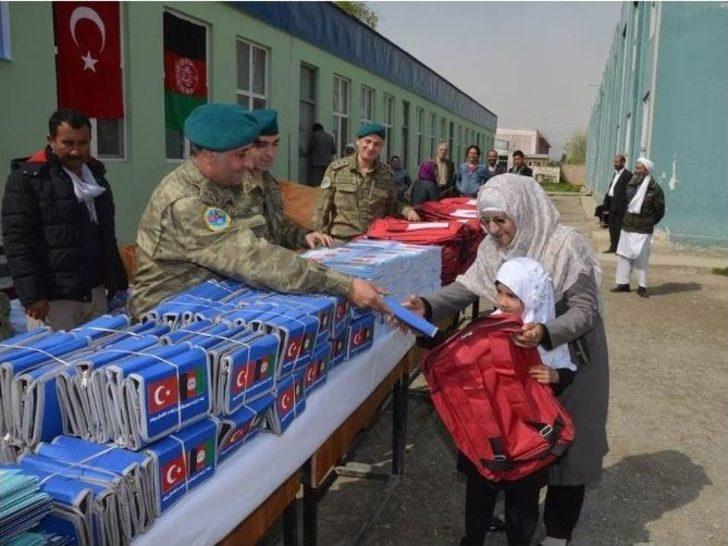 Tsk’dan Afgan Miniklere Eğitim Yardımı G3