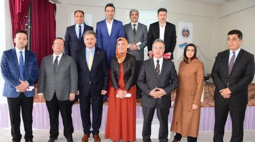 Kuluncak’ta Aile İçi İletişim Seminerleri Verildi