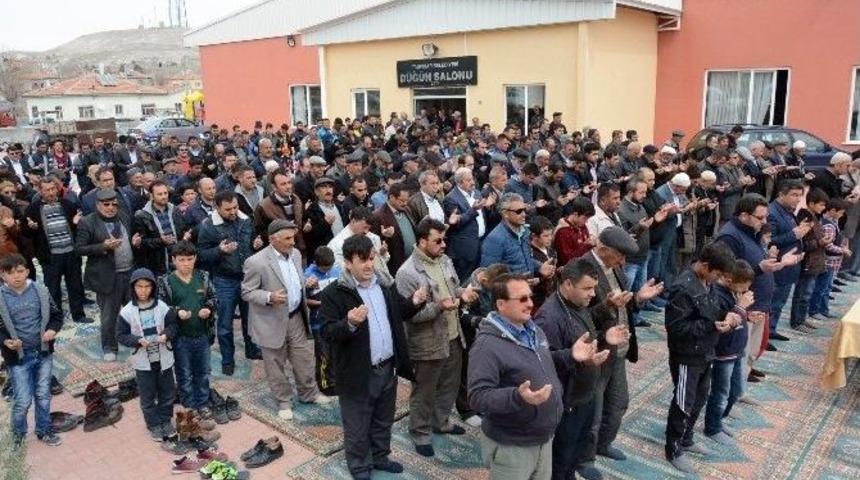 Aksaray&rsquo;da &Ccedil;ift&ccedil;iler Yağmur Duası Yaptı