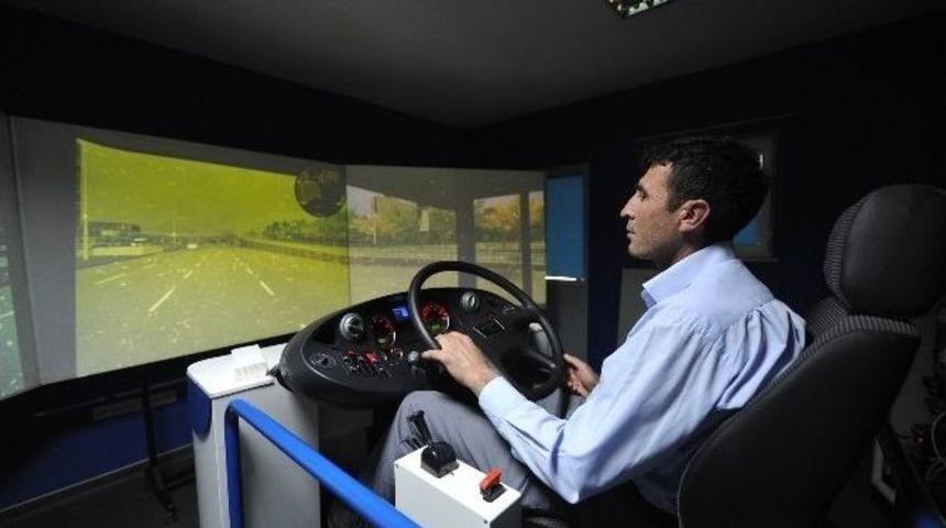 Ego Şof&ouml;rlerine Sim&uuml;lat&ouml;rl&uuml; Eğitim