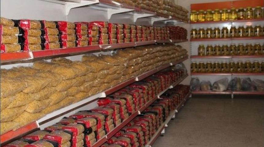 Rahmeteli Gıda Bankası&rsquo;ndan 293 Aileye Yardım