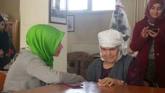 Burhaniye’de İmam Hatiplilerin Huzurevi Ziyareti