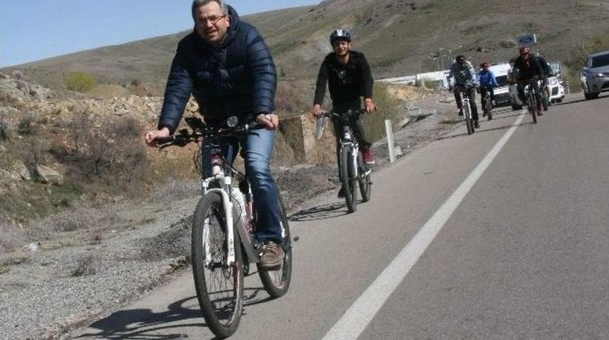 Yozgat Emniyet M&uuml;d&uuml;rl&uuml;ğ&uuml; Bisiklet Turu D&uuml;zenledi