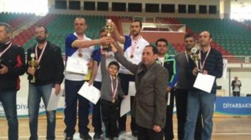 Diyarbakır&rsquo;da Kurumlararası Masa Tenisi Turnuvası Sona Erdi