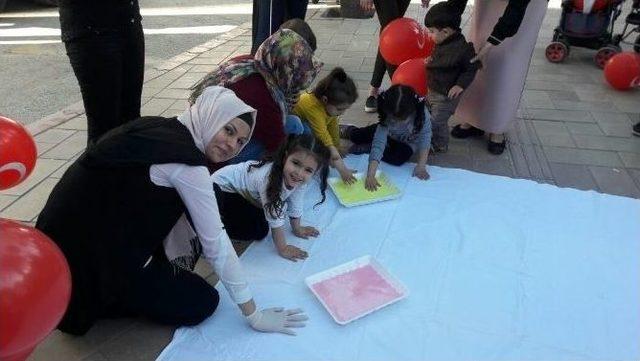 Ülkü Ocağı’ndan Otizm Etkinliği