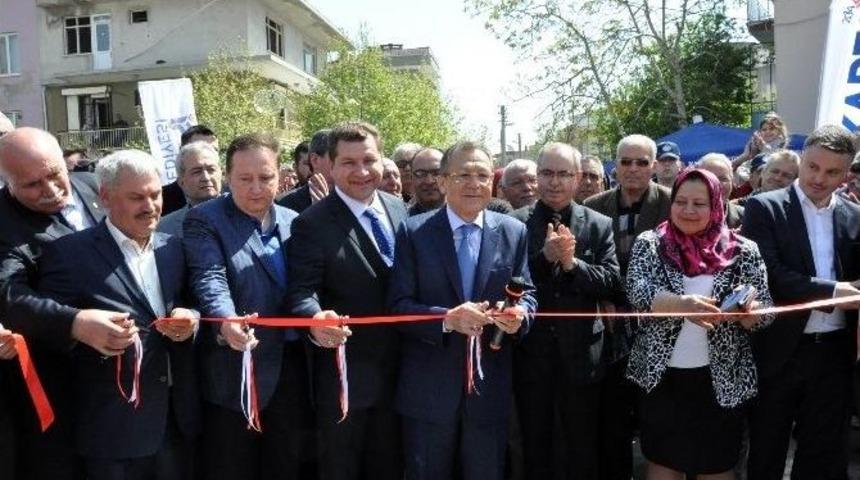 Balıkesir B&uuml;y&uuml;kşehir Belediye Başkanı A. Edip Uğur&rsquo;dan, Balıkesir Valisine &rsquo;dolandırıcı&rsquo; Su&ccedil;laması