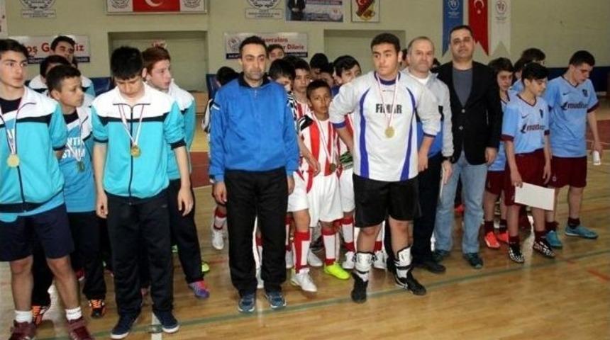 Futsal Yarı Final M&uuml;sabakaları Sona Erdi