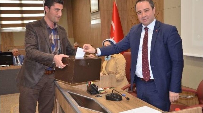 Tokat İl Genel Meclisi Sandık Başına Gitti