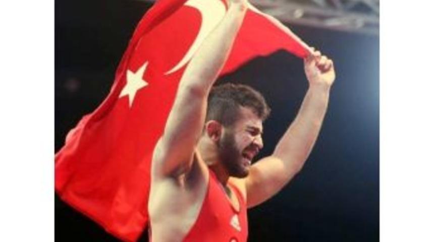 Kotanoğlu Minderde Adından S&ouml;z Ettirdi