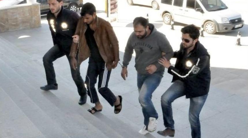 Uşak&rsquo;taki Uyuşturucu Operasyonunda 4 Tutuklama