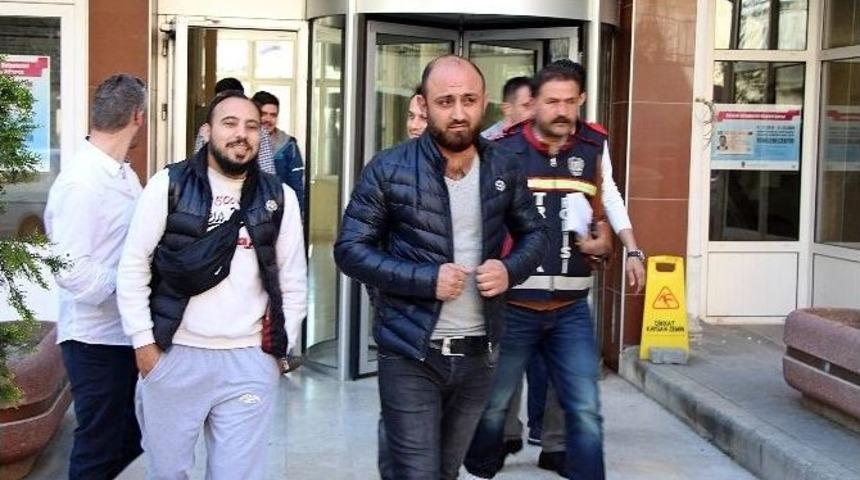 Trafik Canavarları, Basın Mensuplarını Su&ccedil;ladı