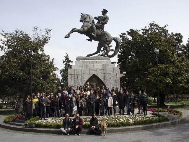 Başkan Genç, Bilim İnsanlarını Ağırladı