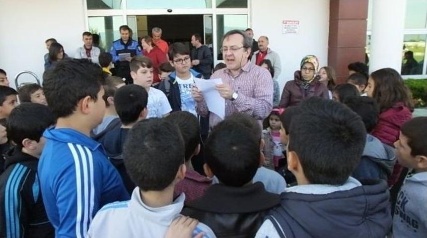 Küçük Satranççıların Ödülleri 10 Nisan’da Verilecek