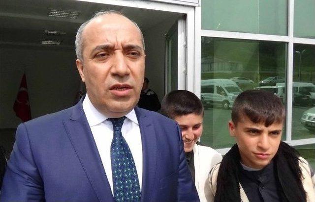 Muş’ta 1. Geleneksel Halk Oyunları Festivali 1