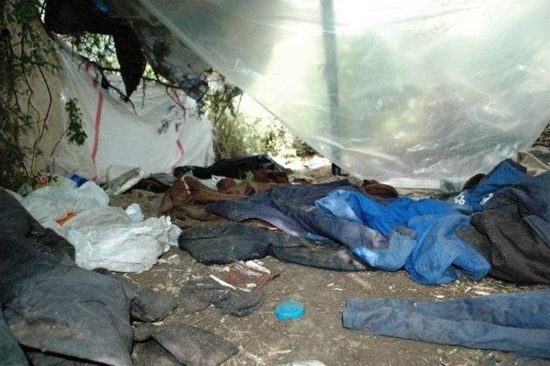 M&uuml;lteciler Gitti, İzleri Kaldı