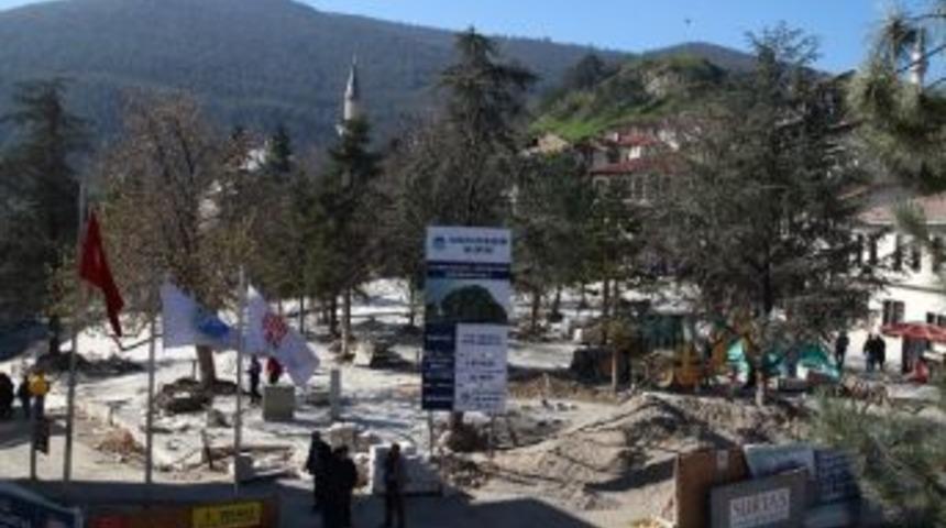 Taraklı&rsquo;nın Yeni Meydanı Yazın Hizmette Olacak