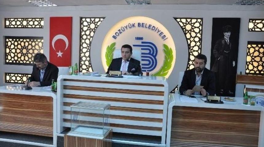 Boz&uuml;y&uuml;k Belediye Meclisi Nisan Ayı Meclis Toplantısı Yapıldı