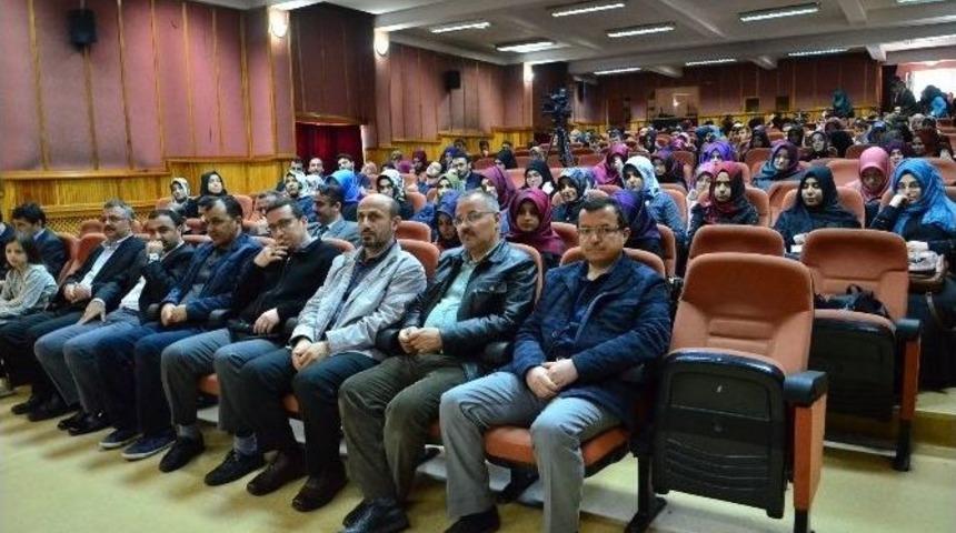 Yrd. Do&ccedil;. Dr. G&uuml;m&uuml;şoğlu, Vehabiliği Anlattı