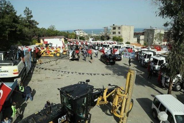 İlkadım Belediyesi Yeni Araç Filosunu Tanıttı