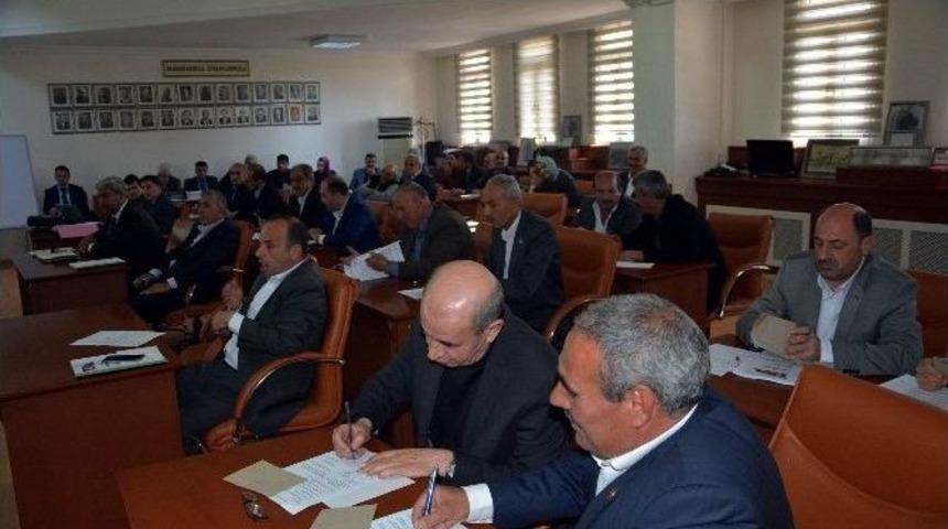 Mhp Grubundan 8 Kişi Yeni Yapılacak Yerlere Verilecek İsimlere Red Oyu Verdi