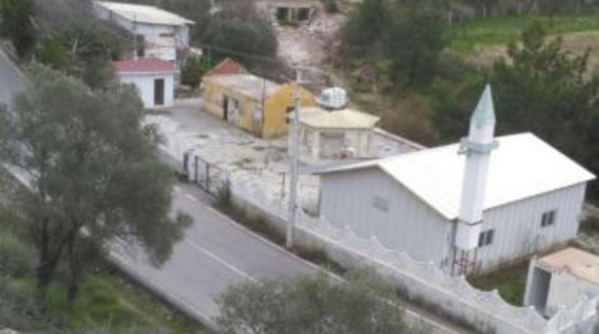 İzmir&rsquo;de Cami Cemaatinin Gazino Zaferi