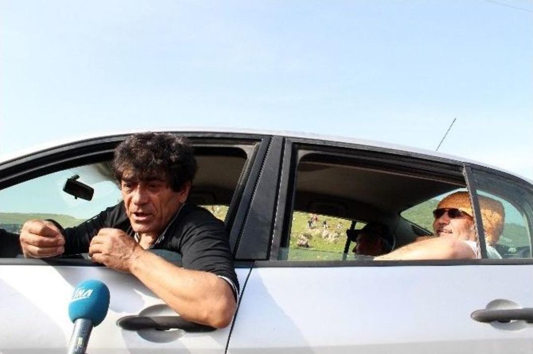 (&ouml;zel Haber) İ&ccedil;ip Eğlendiler, &Ccedil;ekici &Ccedil;ağırıp Eve Gittiler