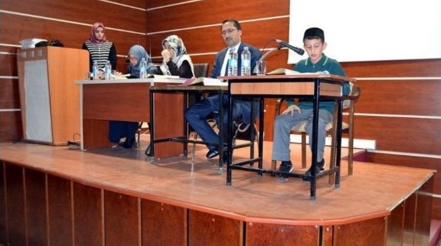Kur&rsquo;an Kursları Arası Kur&rsquo;an&rsquo;ı Y&uuml;z&uuml;nden G&uuml;zel Okuma Yarışması Yapıldı