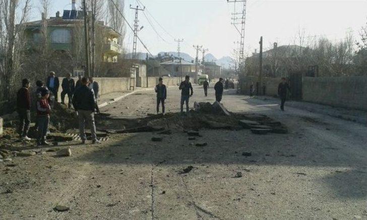 Van’da Yaşanan Patlamanın Etkisi Gün Ağarınca Ortaya Çıktı G5